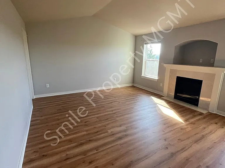 13054 SE Meadehill Ave — Photo 6