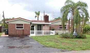 3rd image of 371 NE 43rd St