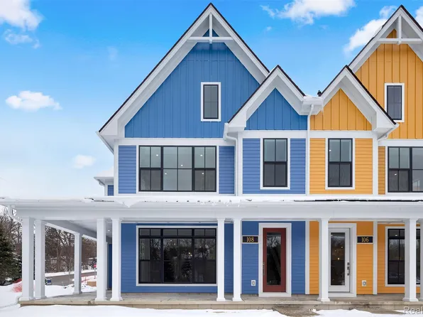 108 Apaloosa, Northville, MI 48167