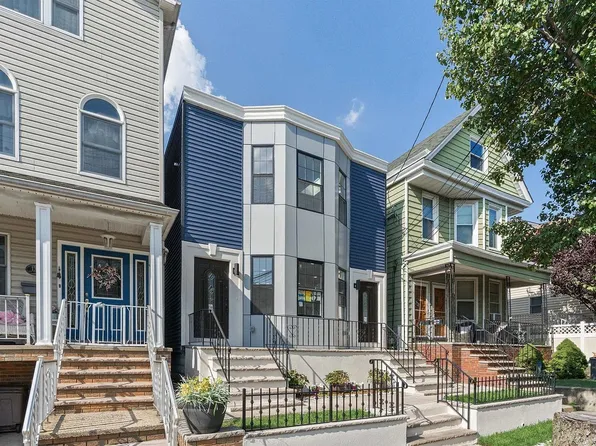 133 West 4th Street image 5 of 14