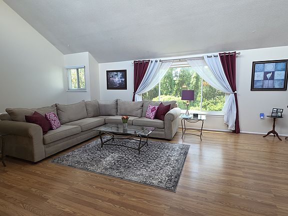 5th image of 7 Quince Court #7
