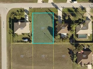1922 NE 15th Ln, Cape Coral, FL 33909