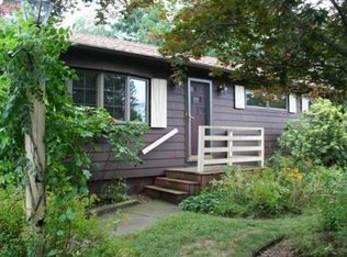33 Riverside Dr, Auburn, MA 01501