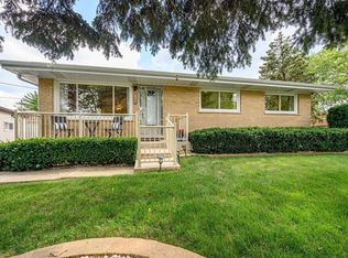 160 E Fullerton Ave, Elmhurst, IL 60126