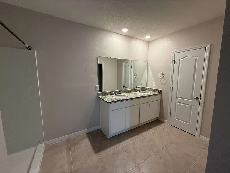 2099 Tay Wes Dr — Photo 14