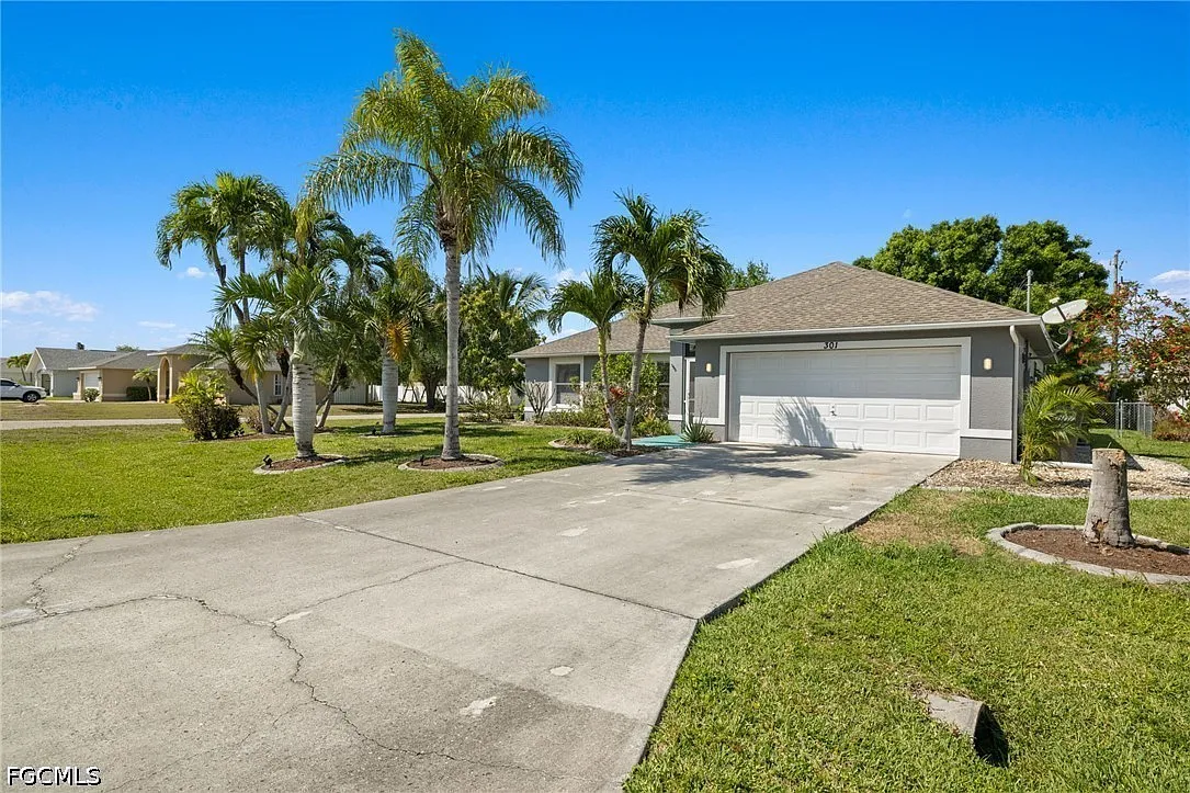 3 bed, 2.0 bath, 1472 sqft, $2,250 — Photo 4