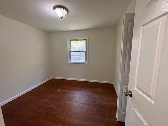 5th image of 4505 Samar St