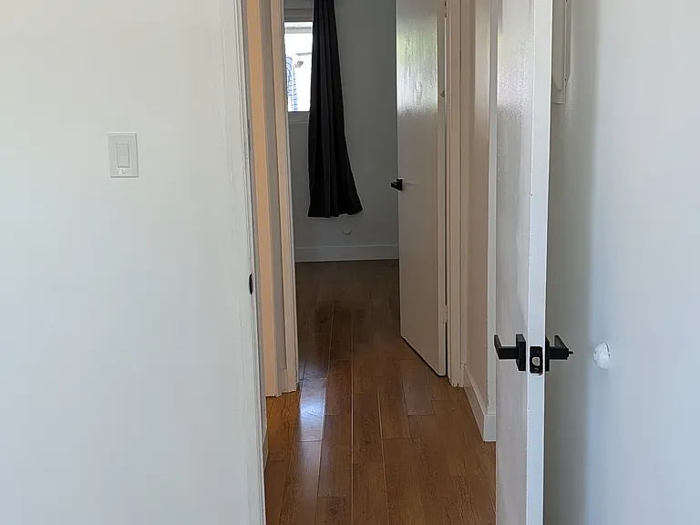315 S Pine St #E — Photo 13