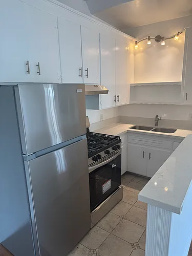 1306 Arizona Ave #E11 Photo 1