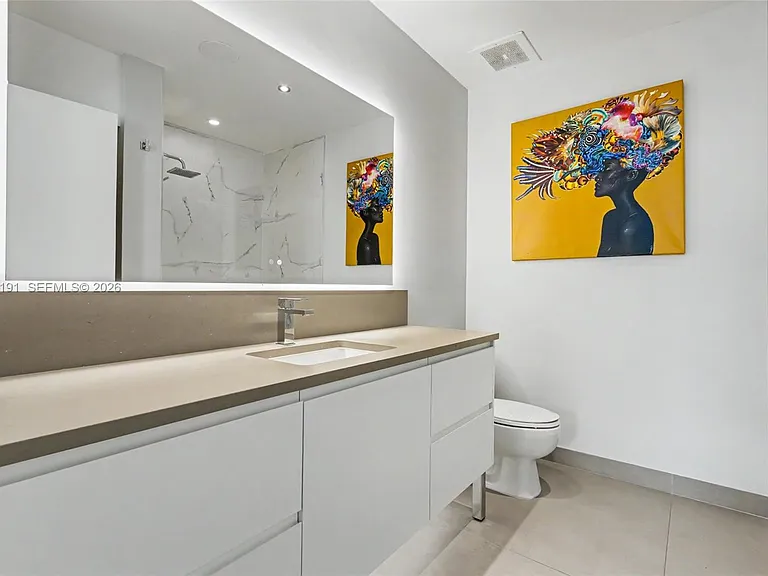 2275 Biscayne Blvd #1004 — Photo 12