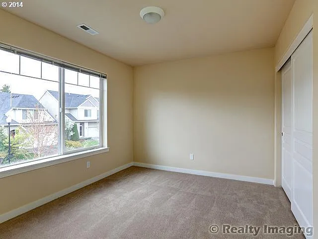 196 NW 209th Ave — Photo 12