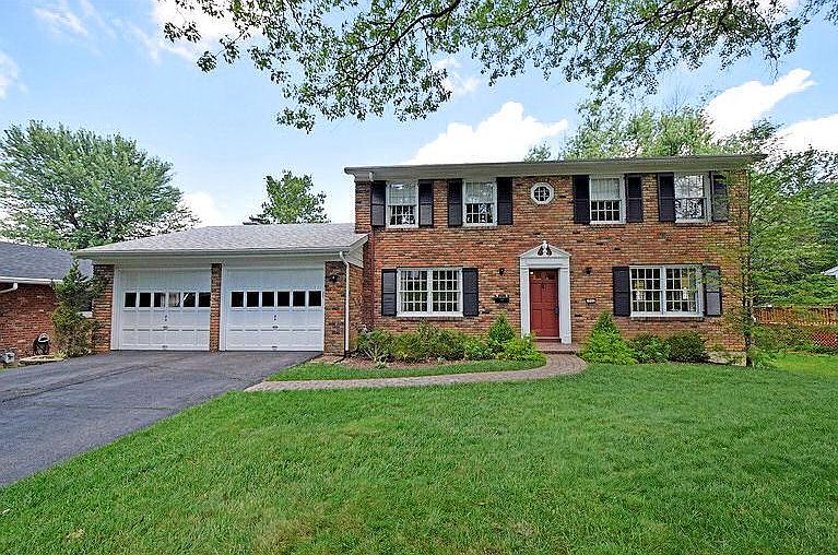 1st image of 1922 Bluebell Dr