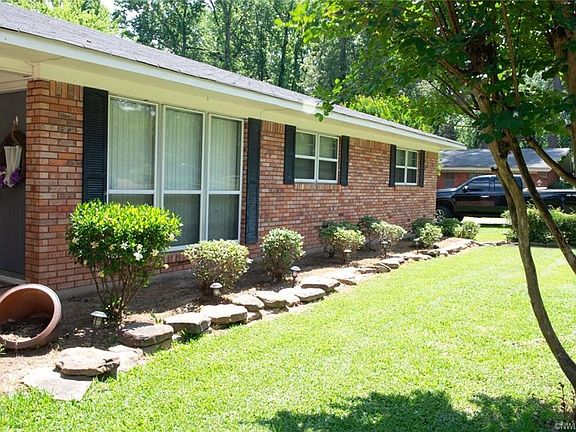 3rd image of 3748 Cornell Dr