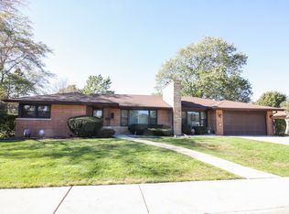 6416 Palma Ln, Morton Grove, IL 60053