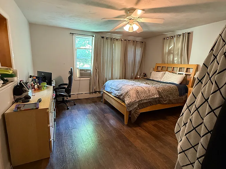 359 Mishawum Rd — Photo 6