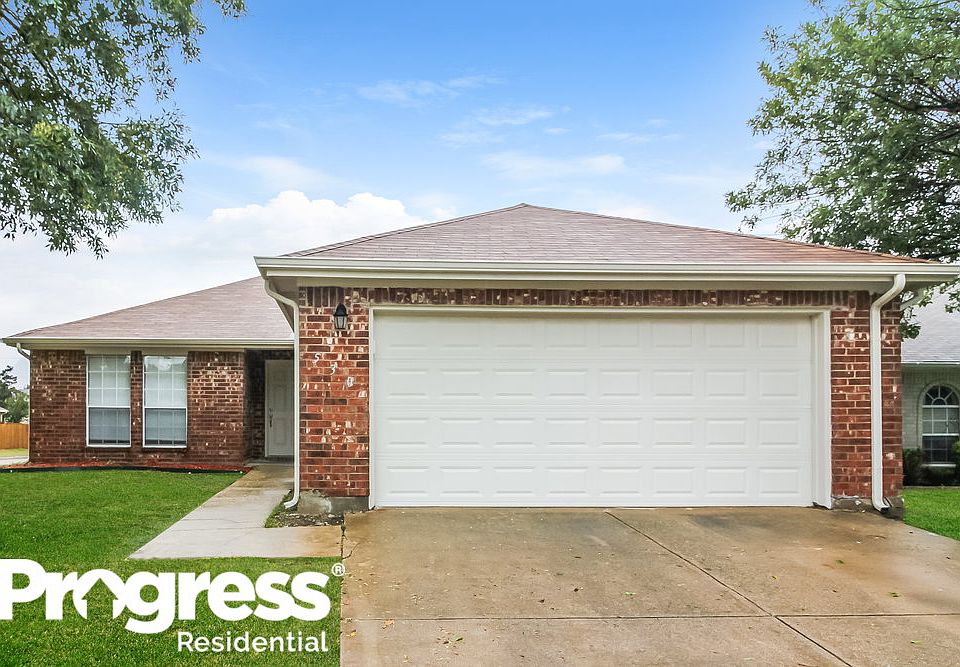 1st image of 530 Blueberry Hill Ln