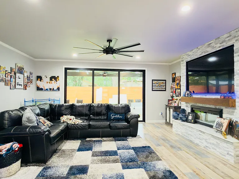 5713 Cedardale Dr — Photo 4