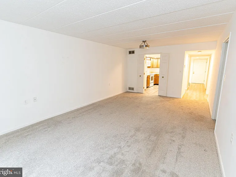 227 Canal Park Dr #206 — Photo 18
