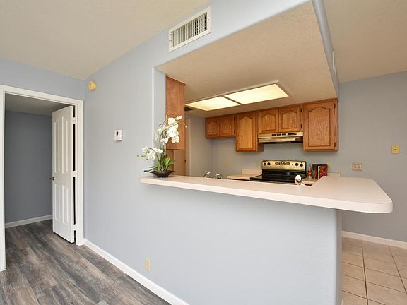 4th image of 14645 N Fountain Hills Blvd Unit 212