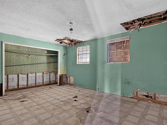 14th image of 16797 MILL STREET