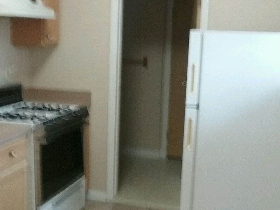 1st image of 27 Magnolia Ave