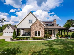 306 Coulter Rd, Maryville, TN 37804