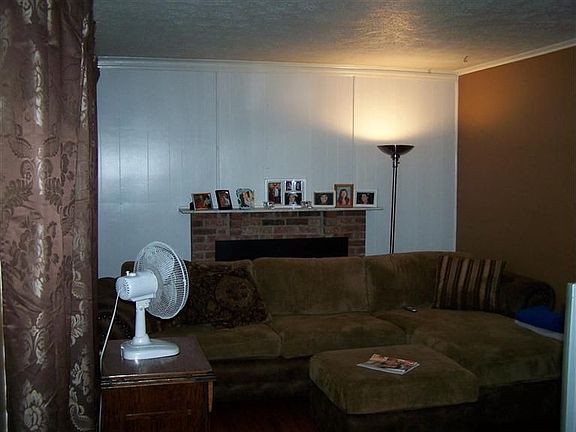 2nd image of 661 Saint Anthony Dr