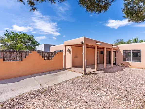 1198 Morning Dr, Santa Fe, NM 87507