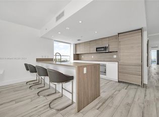 400 Sunny Isles Blvd #1201, Sunny Isles Beach, FL 33160