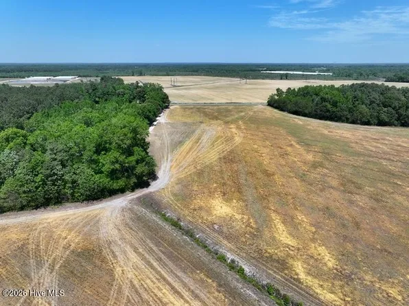 N Duffie Rd, Red Springs, NC 28377