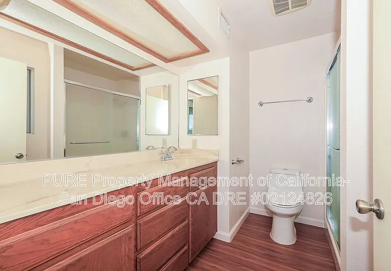 6386 Amberly St — Photo 9