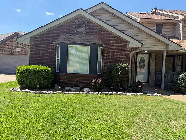 1010 Bluestem Rd — Photo 1