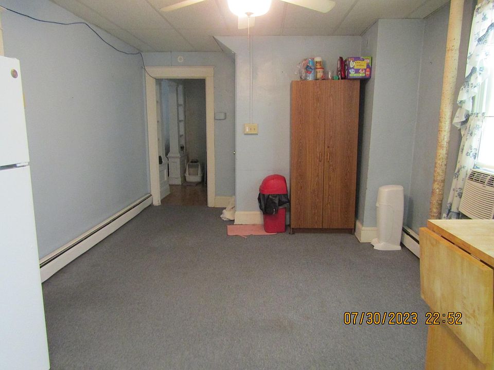 301 N Queen St Littlestown, PA, 17340 Apartments for Rent Zillow