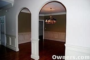 foyer/dining room
