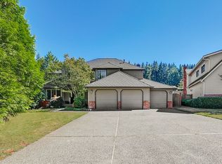 25933 SE 37th Way, Issaquah, WA 98029