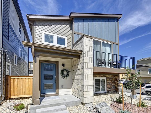 3rd image of 6787 Lily Mountain Ln
