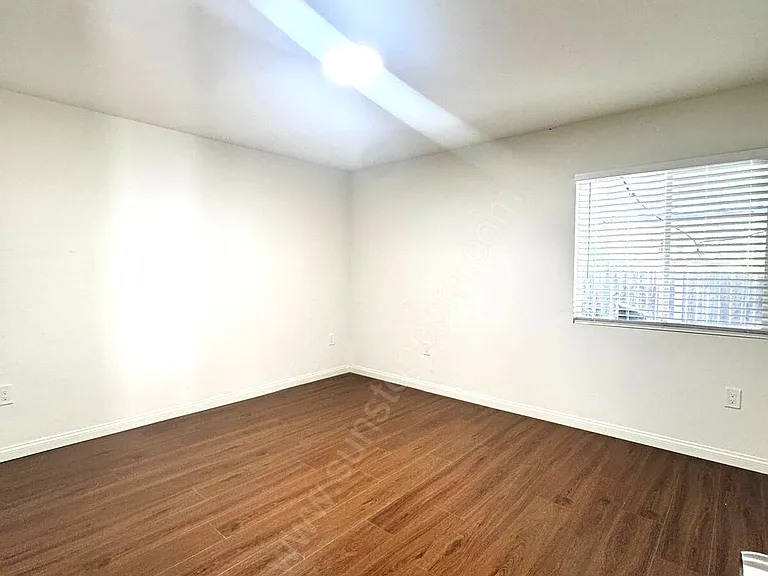 704 W Foothill Blvd — Photo 6