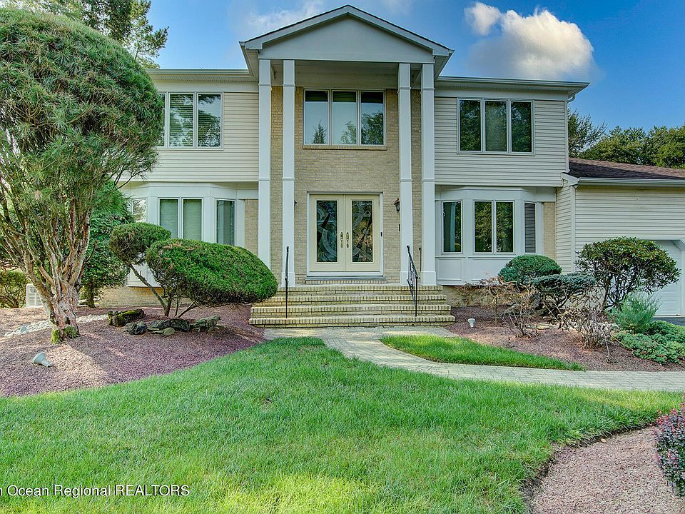 28 Eastwood Blvd, Manalapan, NJ 07726 MLS 22230546 Zillow