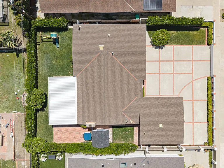 2362 Cornell Dr — Photo 34