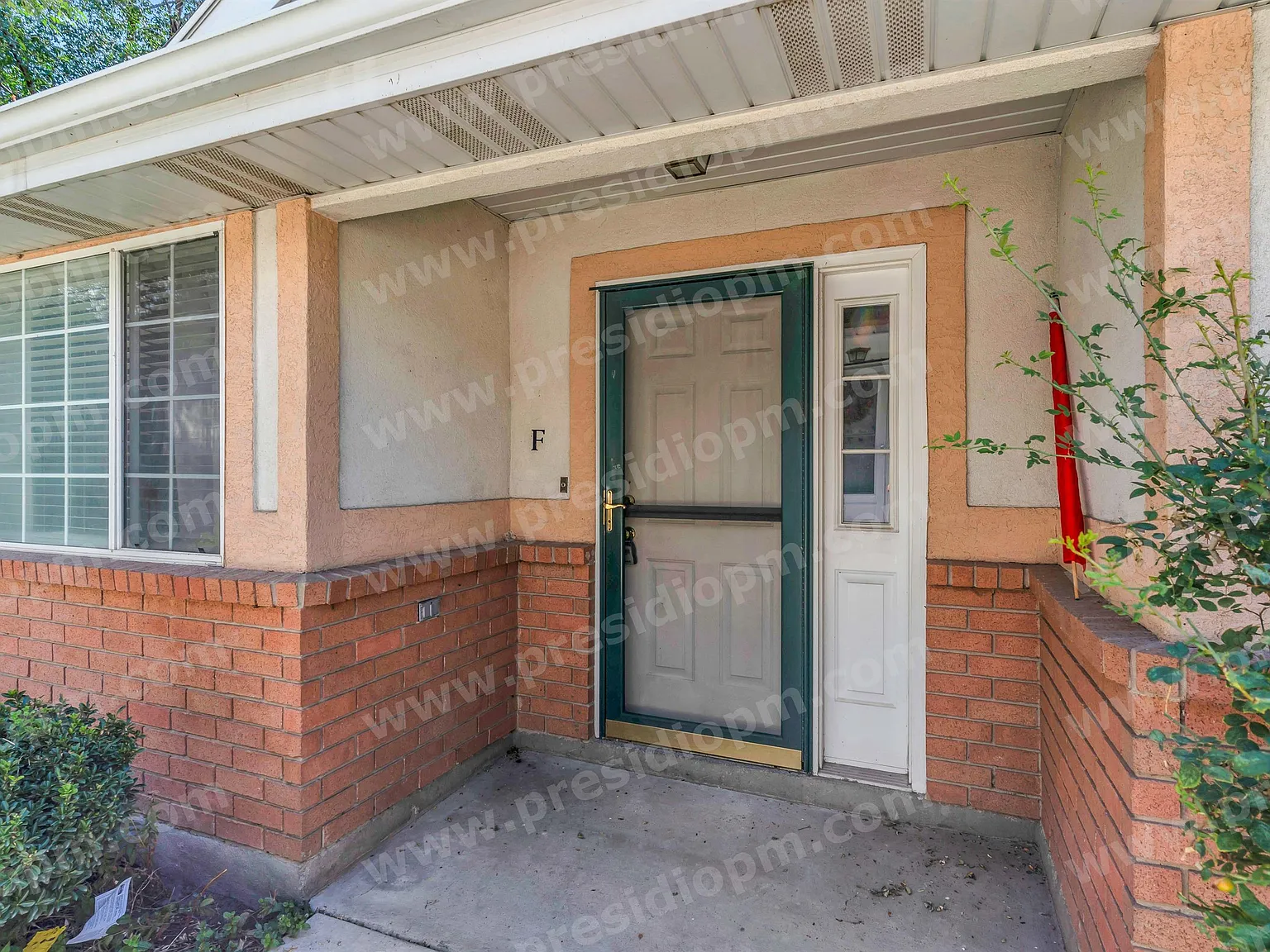 975 South 250 West #F - 1 — Photo 1