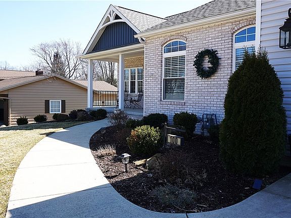 4th image of 100 Heritage Dr