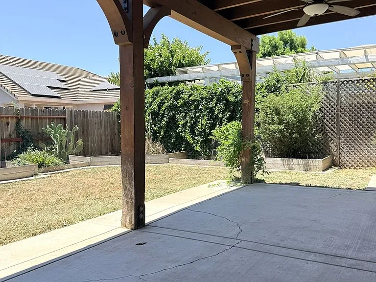 1326 Tide Dr — Photo 40
