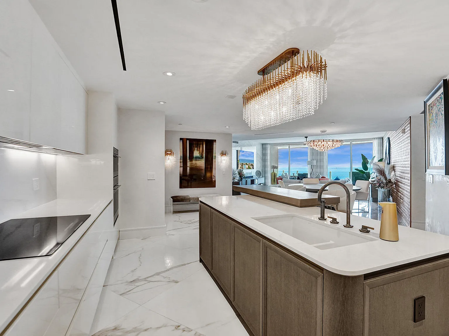 Four Seasons — Photo 3