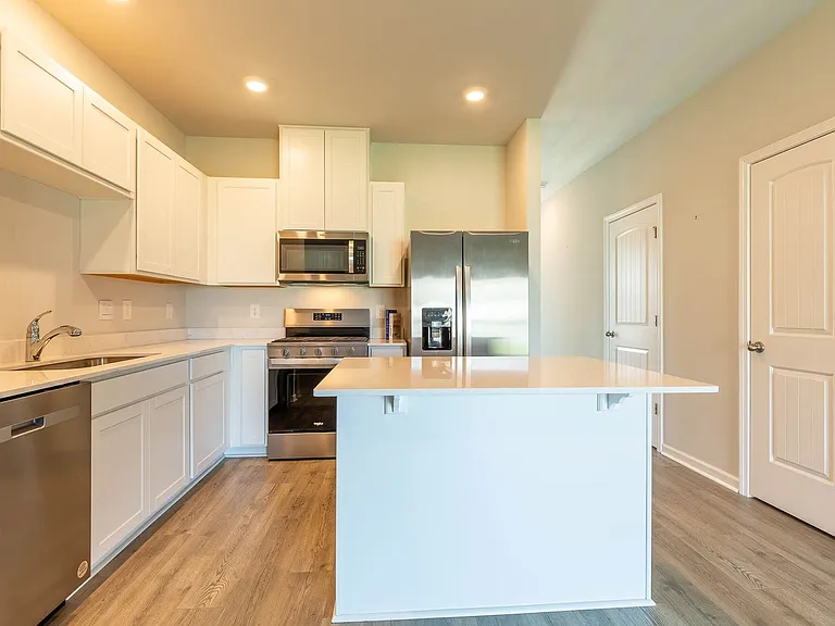 626 Longtail Ln — Photo 7