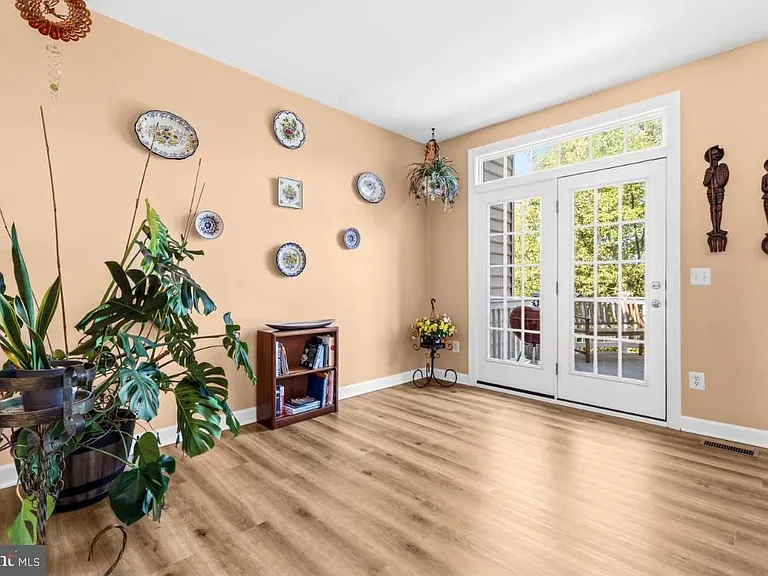 8058 Samuel Wallis St — Photo 4