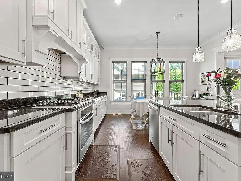 17243 Miss Packard Ct — Photo 56