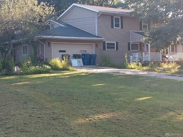 2nd image of 1111 Vermilion Rd