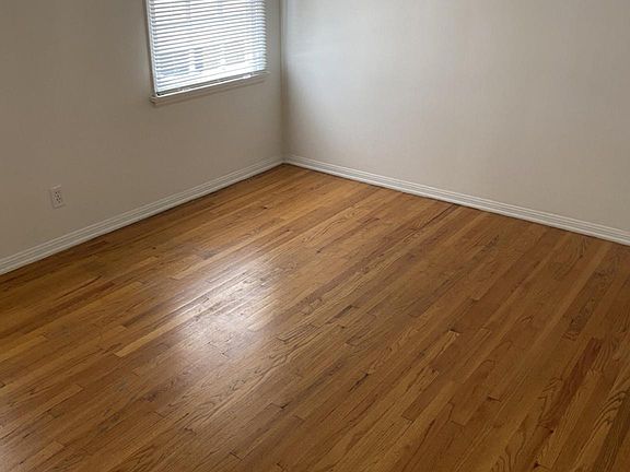 4th image of 1863 Kelton Ave #1863