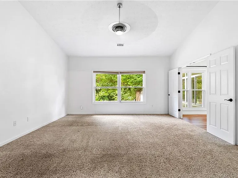 1525 Keystone Dr — Photo 23