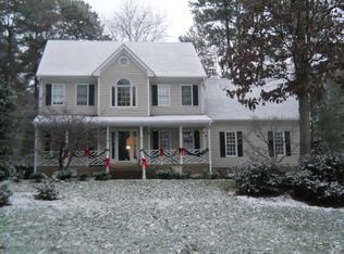 101 Shriver Ct, Cary, NC 27511